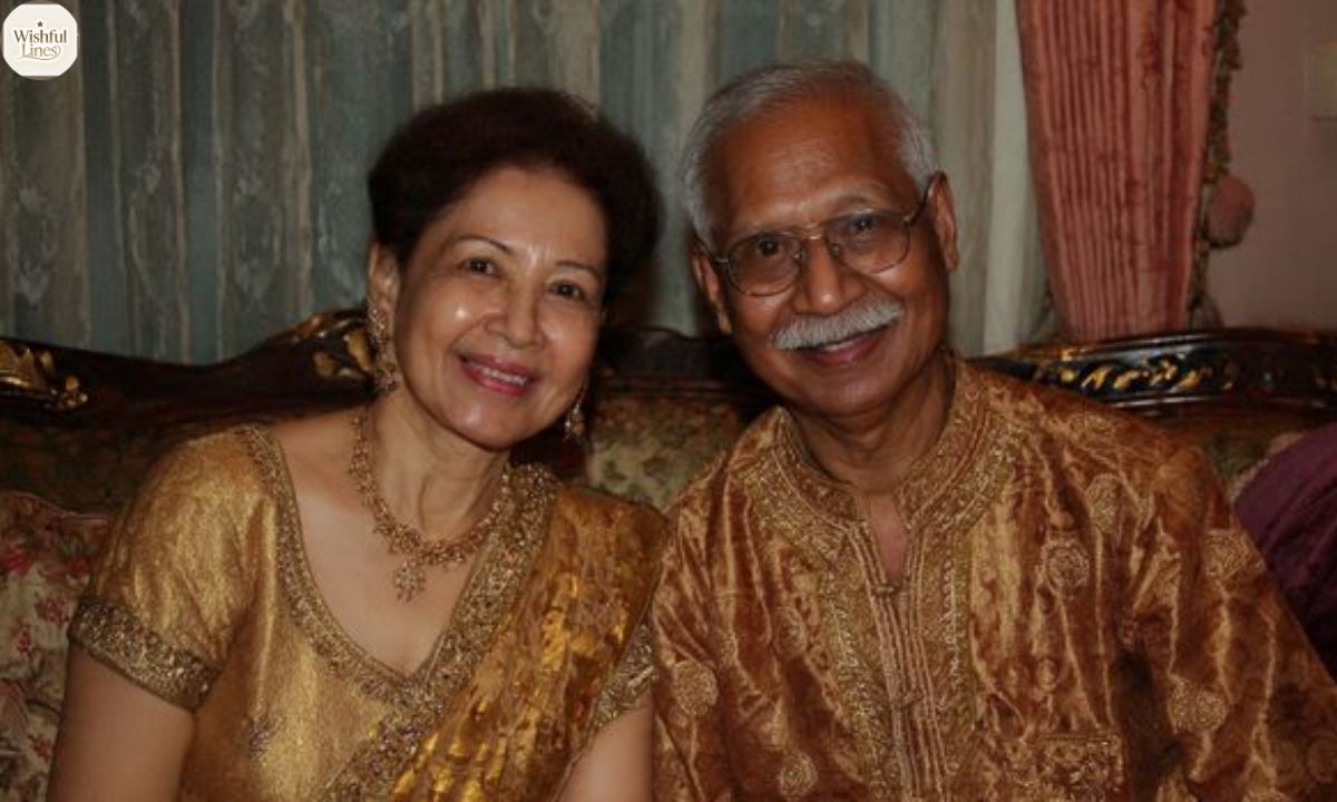 Romantic Anniversary Messages for Aunty and Uncle