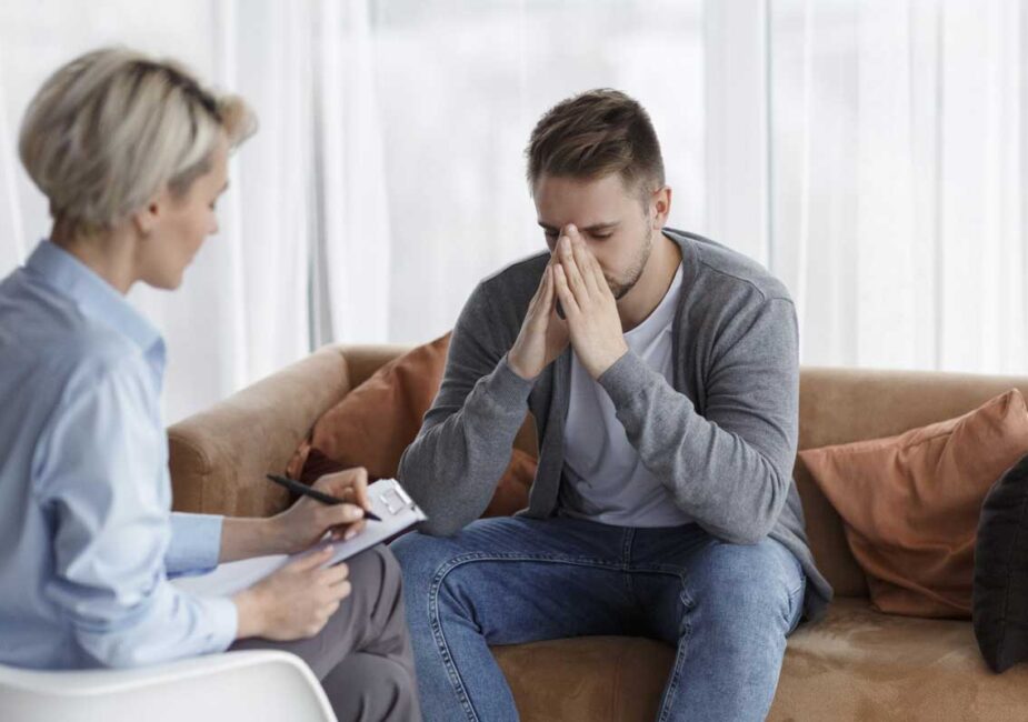 Understanding the Unique Challenges of Bipolar Disorder and Addiction in Women