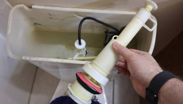 how-to-replace-a-toilet-flush-handle-a-practical-h-1