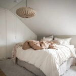 slanted-ceiling-low-ceiling-attic-bedroom-ideas-pr-1