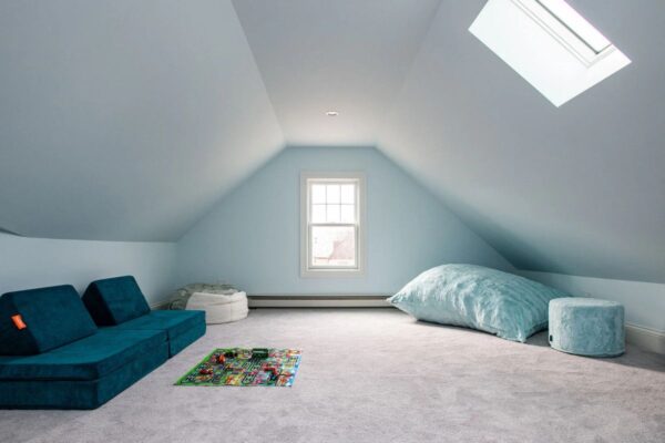 small-attic-renovation-ideas-practical-guide-tips-1