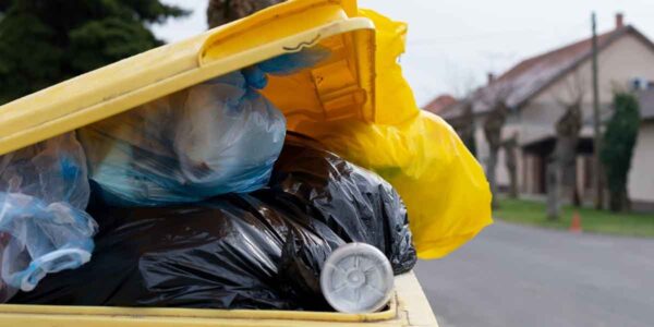 4 Signs You Need Community Management Services