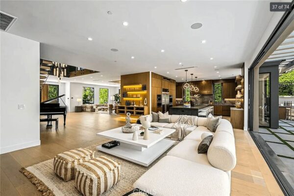 the-complete-guide-to-home-additions-in-the-hampto-1